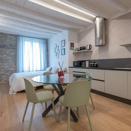 公寓 Maison Michelle *